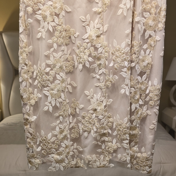 Ralph Lauren Cream and Gold Floral Mini Dress - Picture 7 of 15
